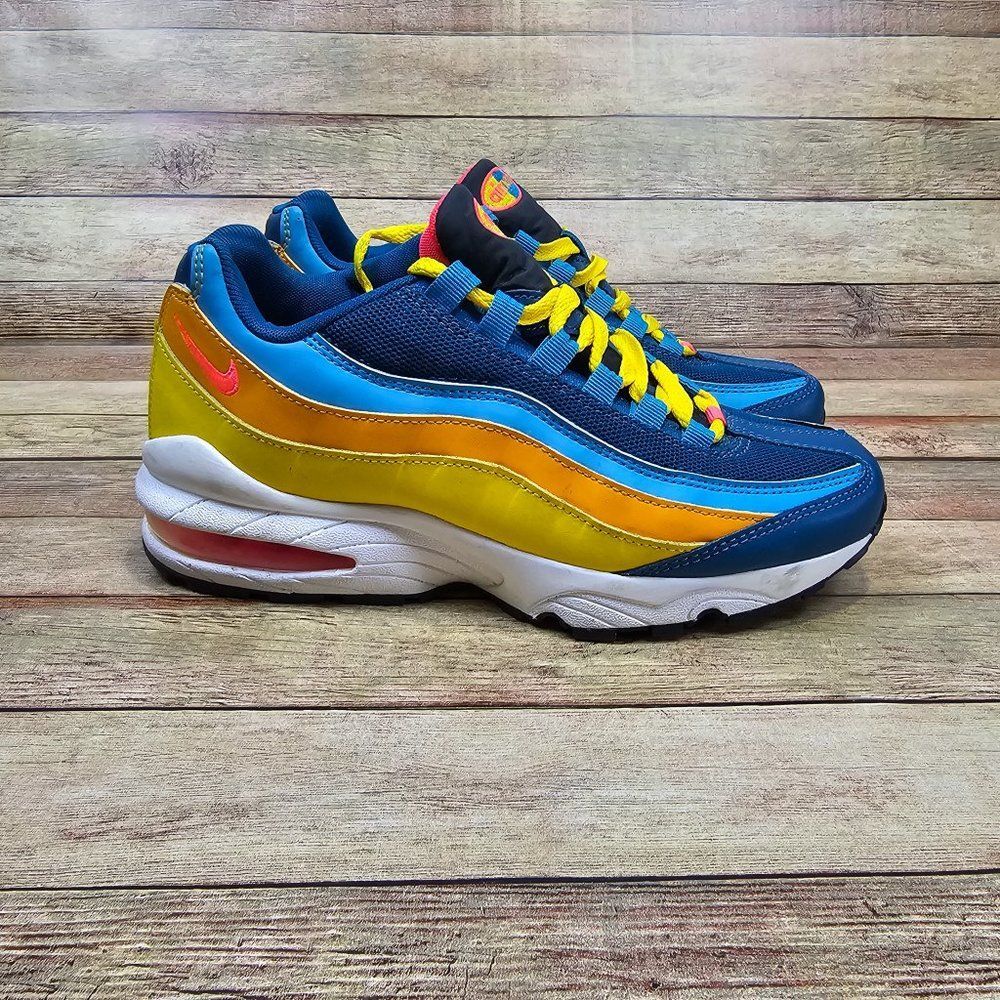 Nike Air Max 95 CJ9989-300 Size 6Y. - Picture 3 of 8